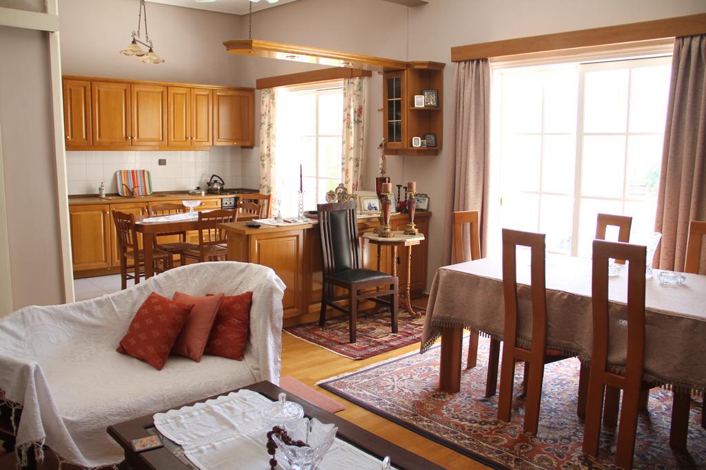 칼라마타 Family House 아파트 외부 사진